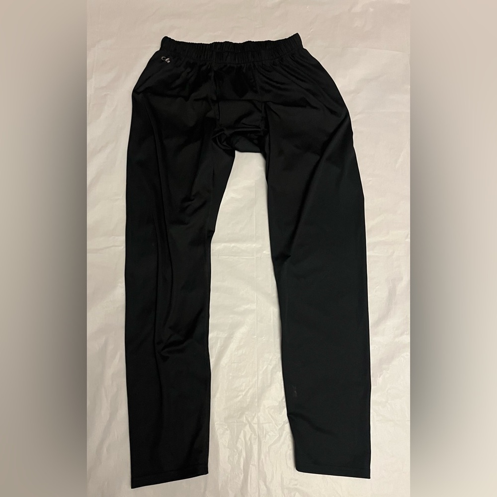 Cabela’s men’s lightweight, long underwear, pants, medium